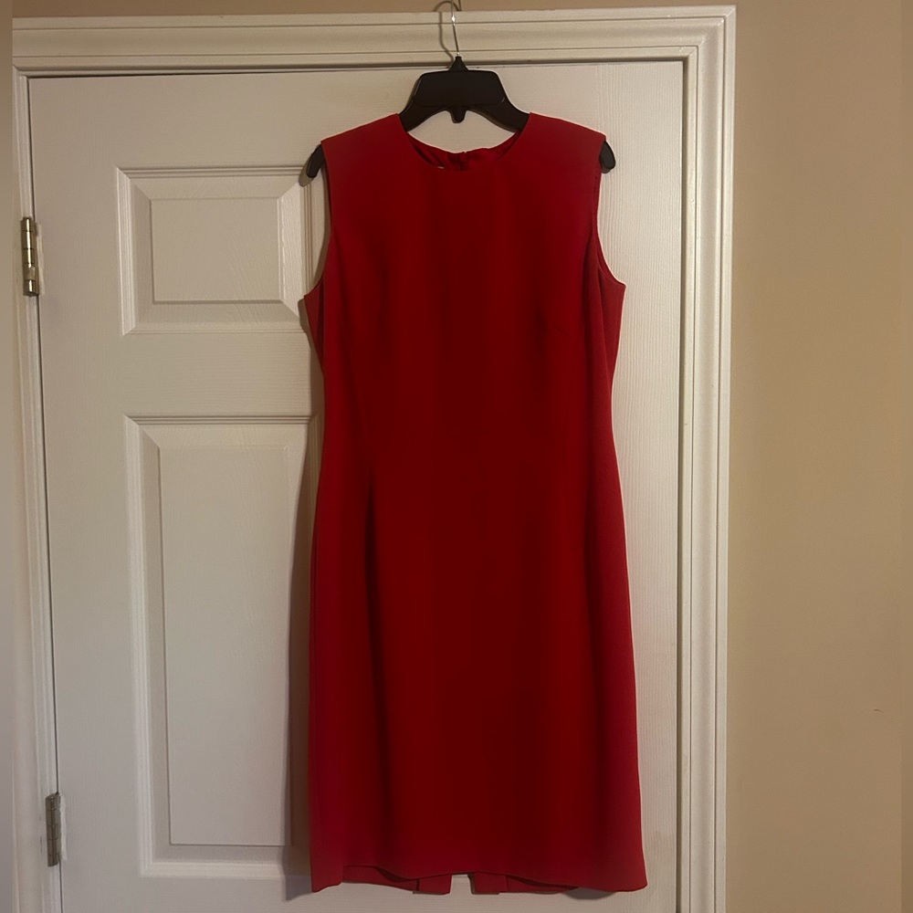 Women’s dress